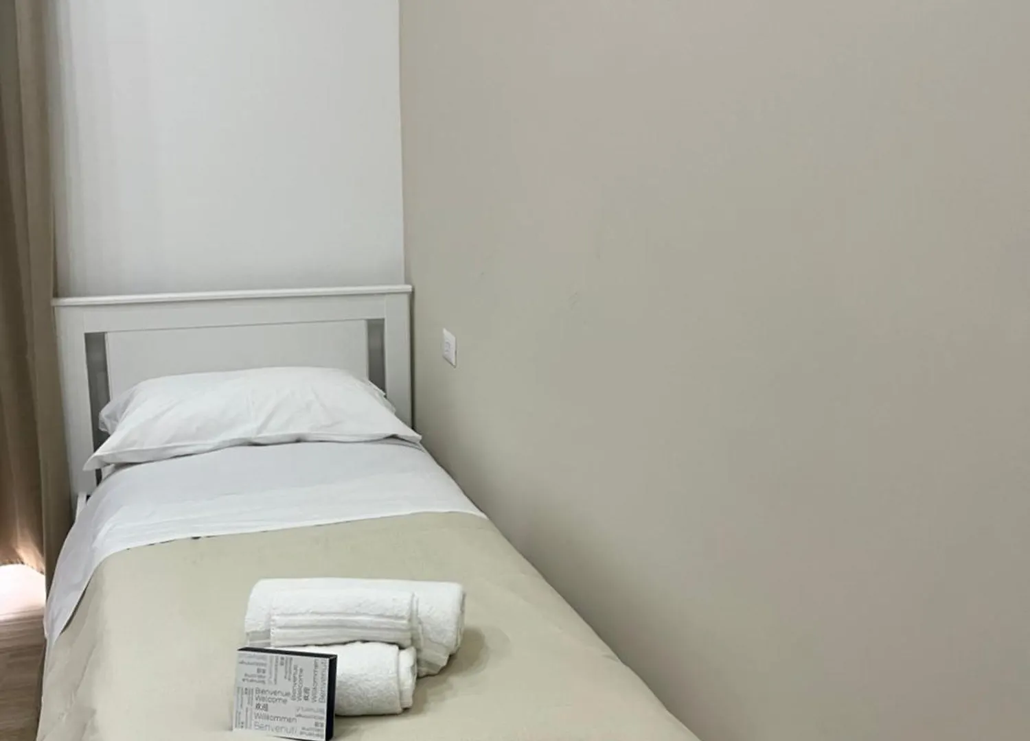 Vpm Rooms Central Train Station Naples