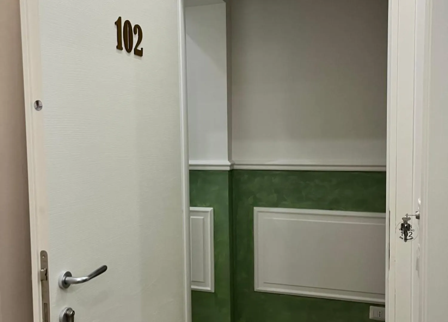 Bed & Breakfast Vpm Rooms Central Train Station Naples